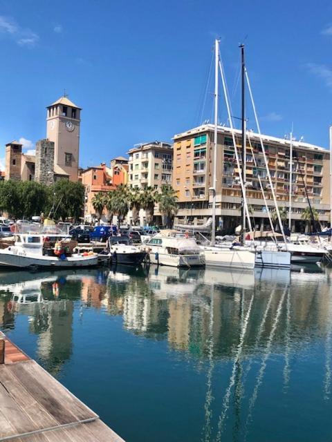 Sabrina'S Relax Fra Mare E Storia Apartment Savona Exterior photo